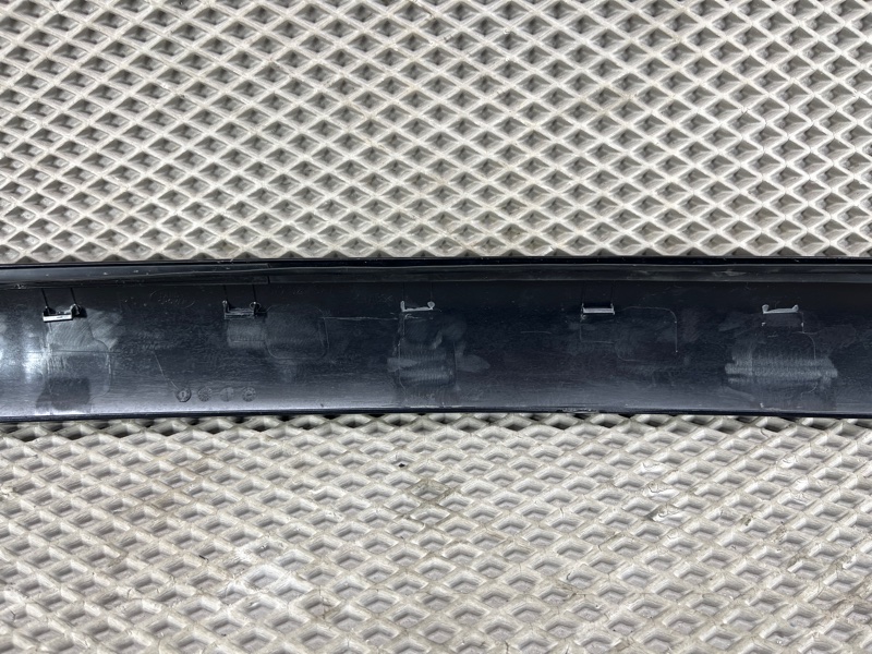 Накладка стойки лобового стекла Land Rover Range Rover Sport (L461, 2024г.)