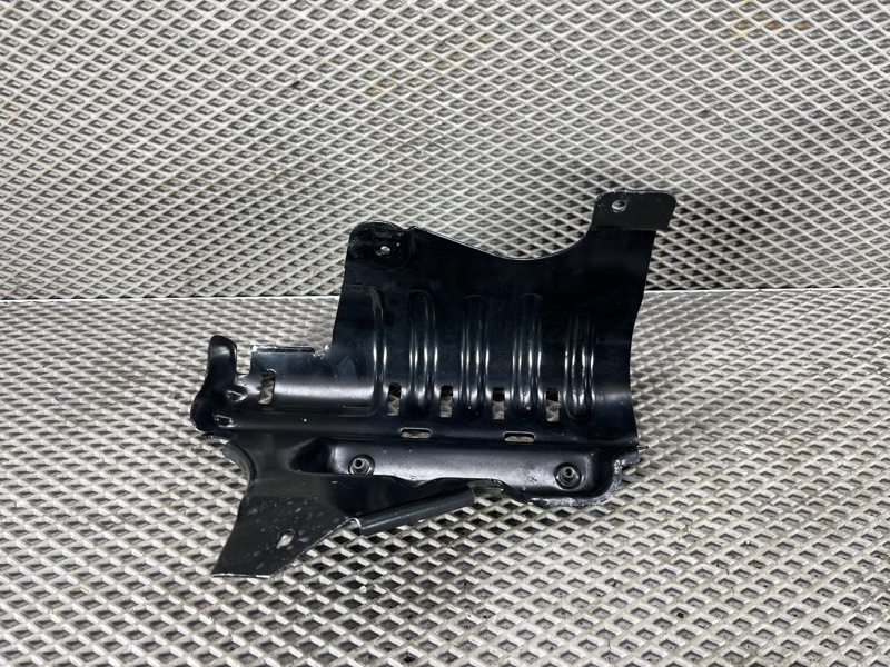 Кронштейн (крепление) Land Rover Range Rover Sport (L461, 2024г.)