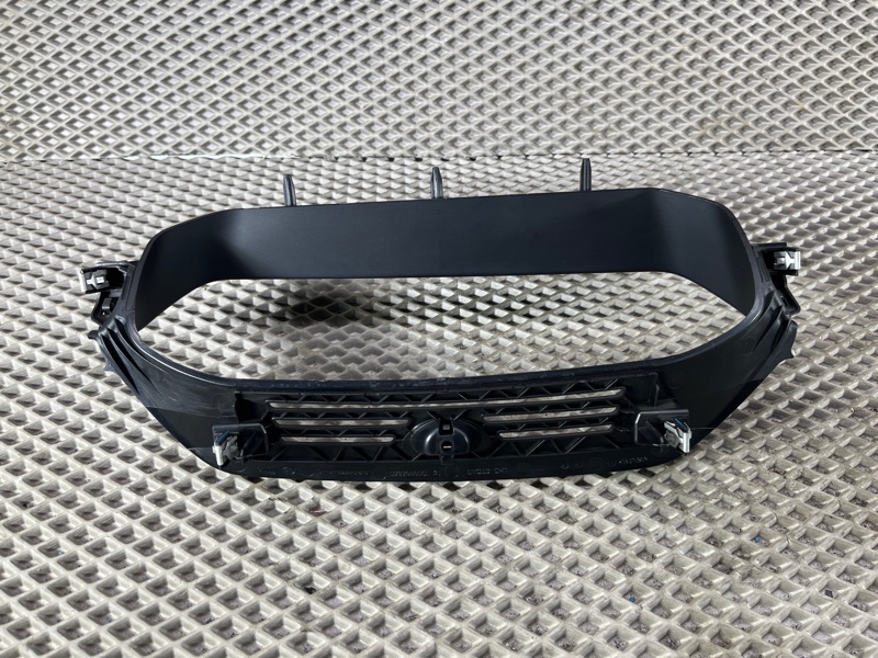 Рамка панели приборов Land Rover Range Rover Velar (L560, 2017г.)