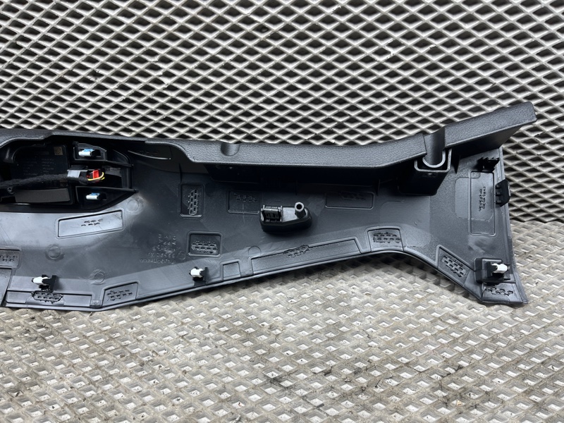 Фонарь салона (плафон) верхний Jeep Wrangler (JL, 2025г.)