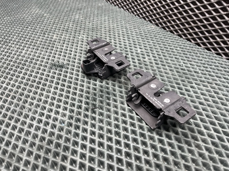 Замок капота Land Rover Range Rover Sport (L461, 2025г.)