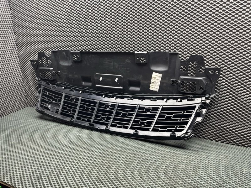 Решетка радиатора Land Rover Range Rover Sport (L461, 2025г.)