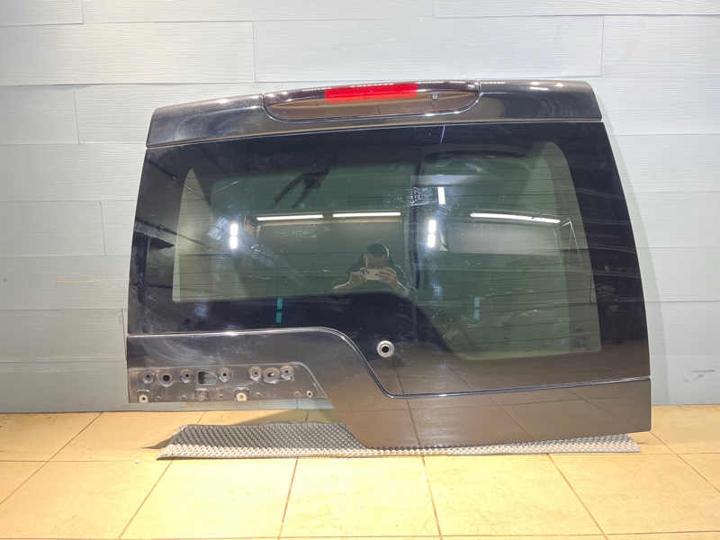 Крышка (дверь) багажника Land Rover Discovery 4 (L319, 2015г.)