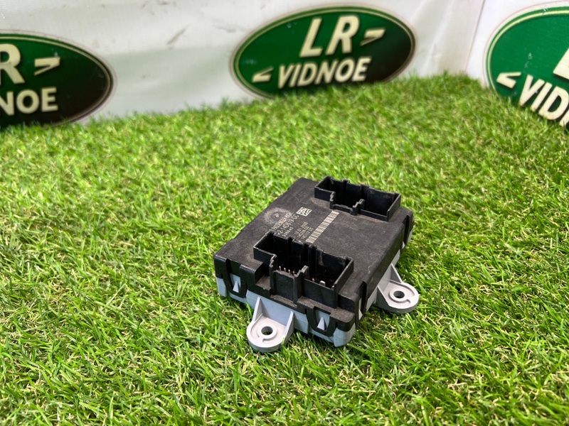 Блок управления дверьми Land Rover Range Rover Velar (L560, 2020г.)