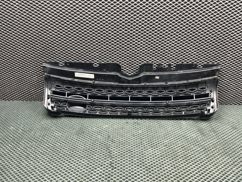 Решетка радиатора Land Rover Range Rover Evoque (L538, 2017г.)