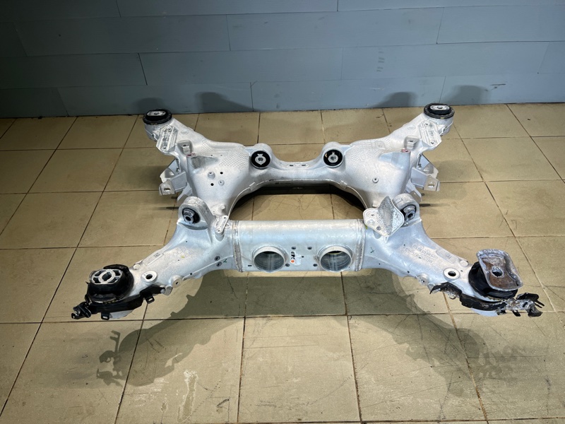 Подрамник Land Rover Range Rover Sport (L461, 2024г.)