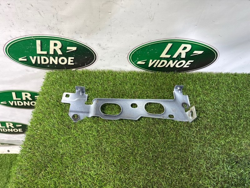 Кронштейн крыла Land Rover Range Rover Sport (L461, 2023г.)