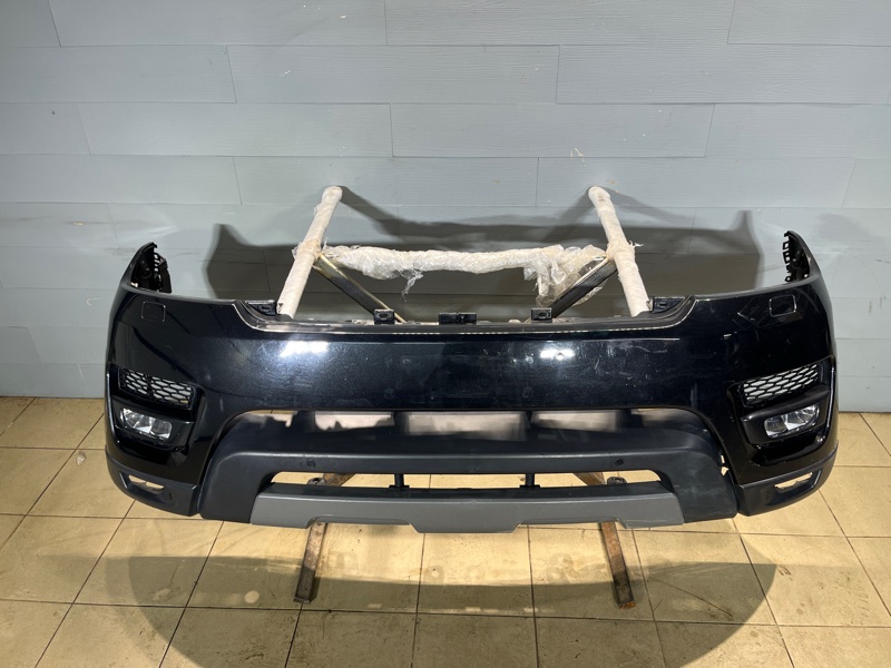 Бампер Land Rover Range Rover Sport (L494, 2017г.)