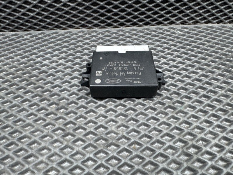 Блок управления парктроником Land Rover Range Rover Sport (L494, 2020г.)