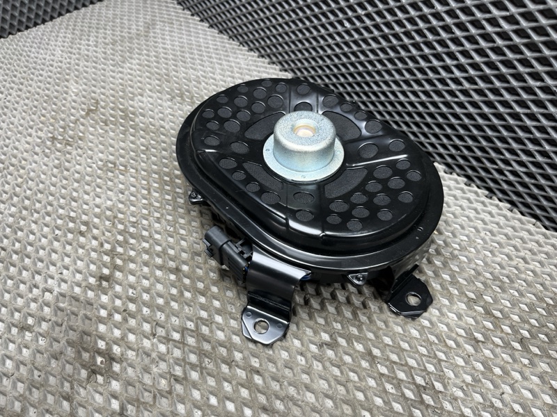 Сабвуфер Land Rover Range Rover (L405, 2019г.)