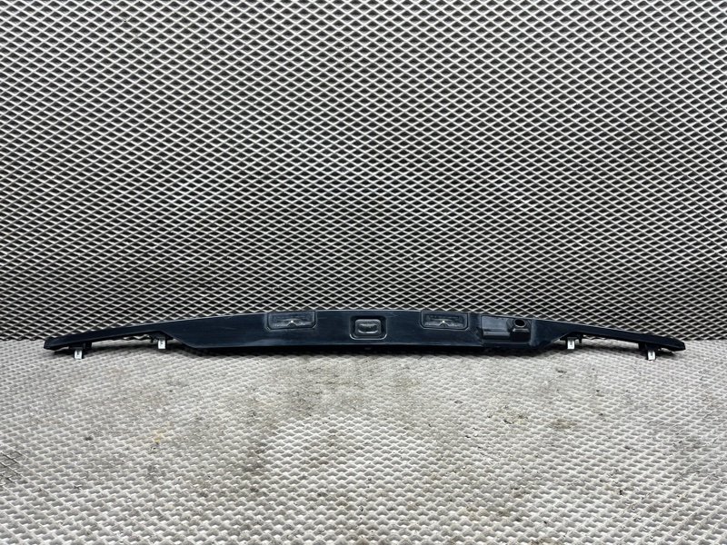 Молдинг крышки багажника Land Rover Range Rover Evoque (L538, 2013г.)