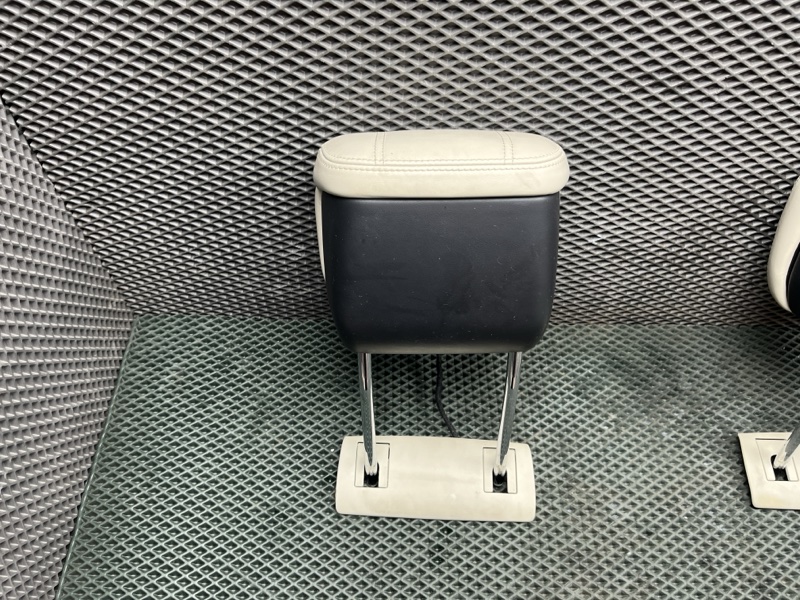 Подголовник сиденья Land Rover Range Rover (L405, 2019г.)