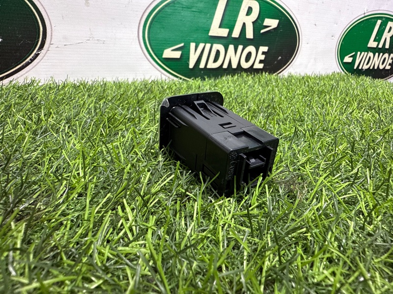 USB Разъем Jeep Wrangler (JL, 2024г.)