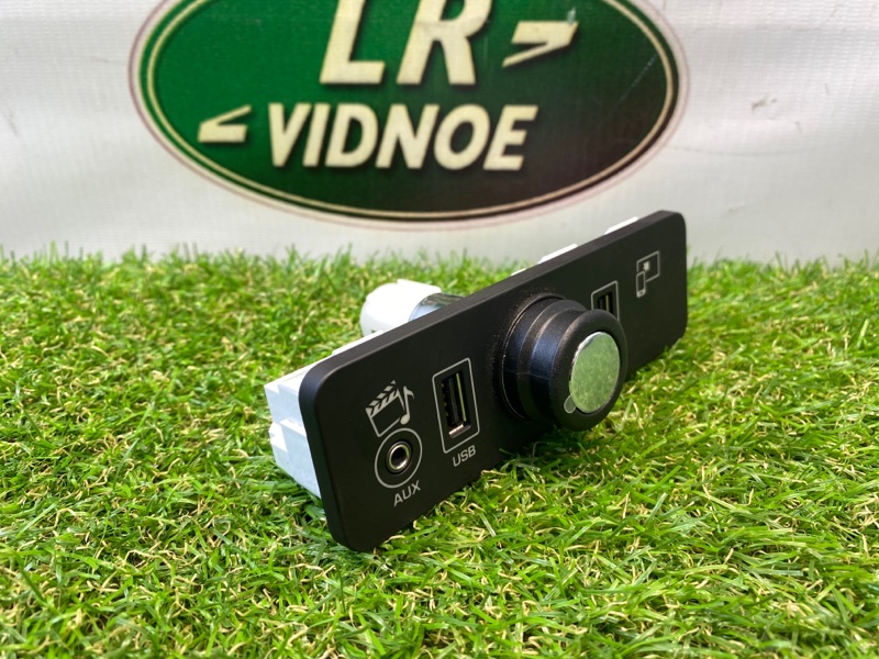 Разъем AUX / USB Land Rover Range Rover (L405, 2014г.)