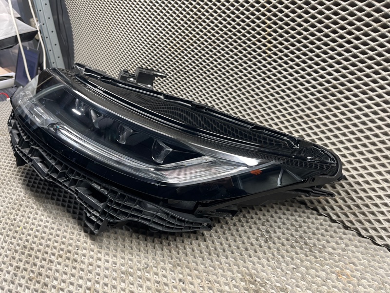 Фара светодиодная Land Rover Range Rover Sport (L461, 2024г.)