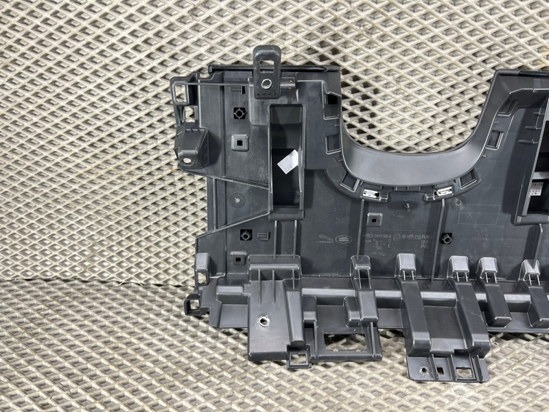 Кожух рулевой колонки Land Rover Range Rover Sport (L461, 2024г.)