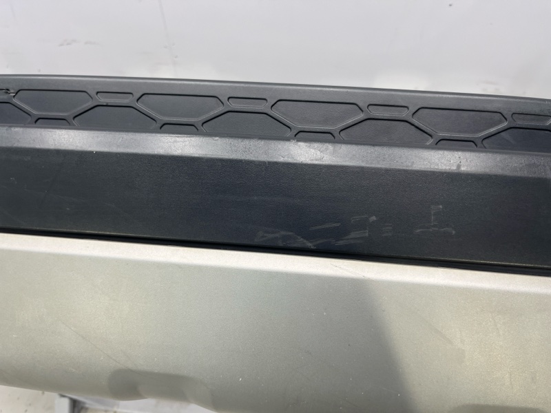 Бампер Land Rover Discovery Sport (L550, 2018г.)