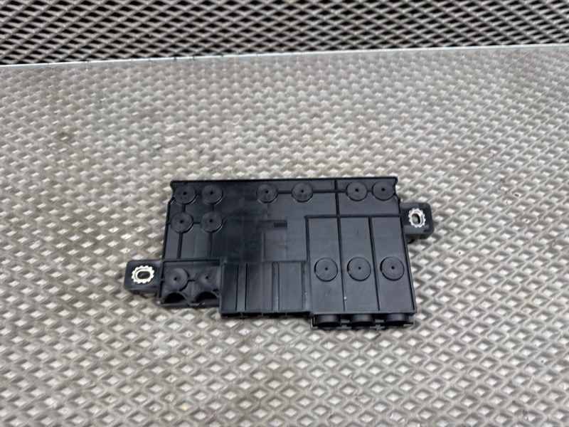Блок предохранителей Land Rover Range Rover Sport (L461, 2024г.)