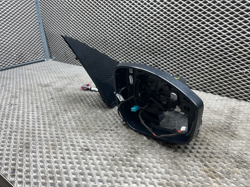 Корпус зеркала Land Rover Discovery Sport (L550, 2020г.)