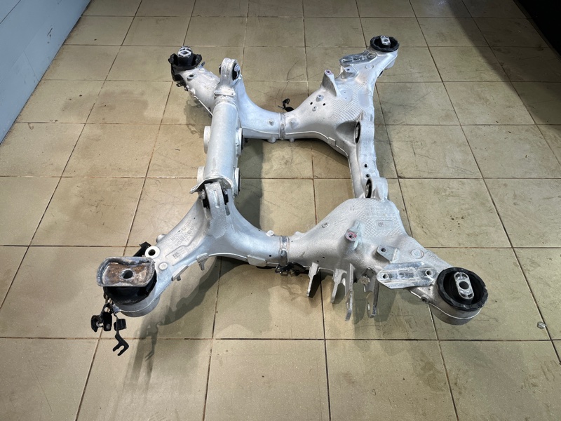 Подрамник Land Rover Range Rover Sport (L461, 2024г.)