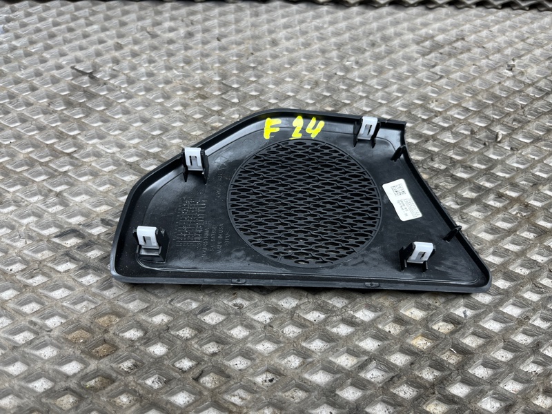 Накладка (сетка) динамика Jeep Wrangler (JL, 2025г.)