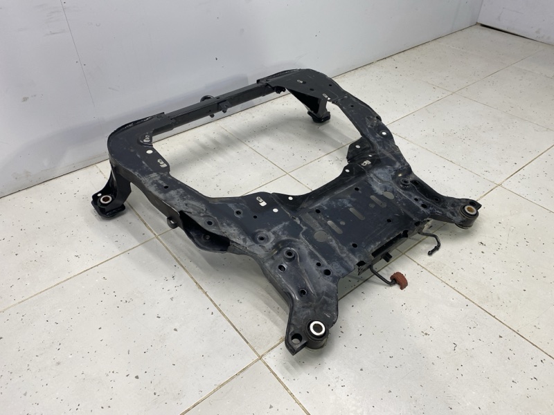 Подрамник Land Rover Discovery Sport (L550, 2016г.)