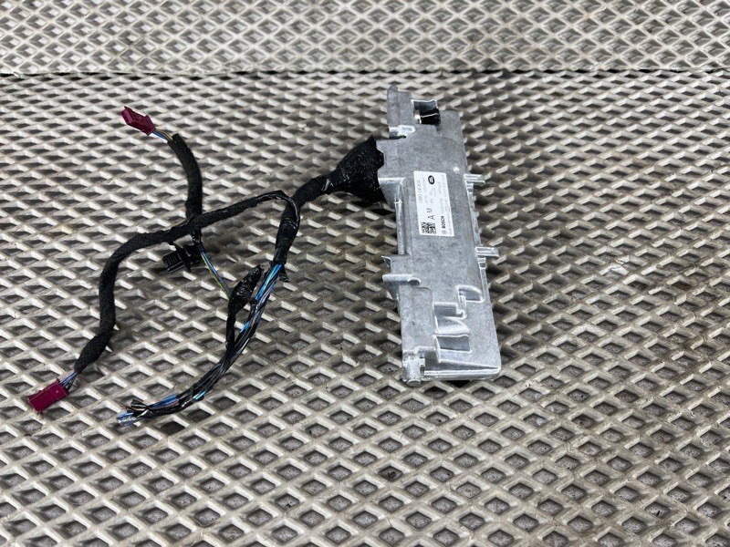 Камера контроля разметки / стереокамера Land Rover Defender (L663, 2020г.)