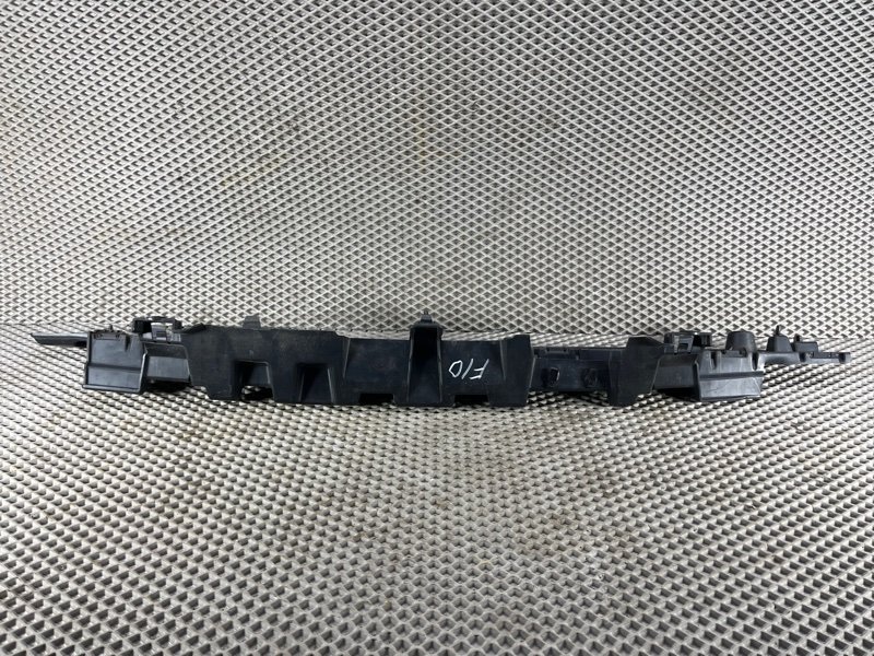 Кронштейн бампера Land Rover Defender (L663, 2020г.)