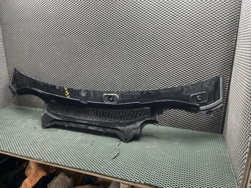 Жабо Land Rover Range Rover (L405, 2016г.)