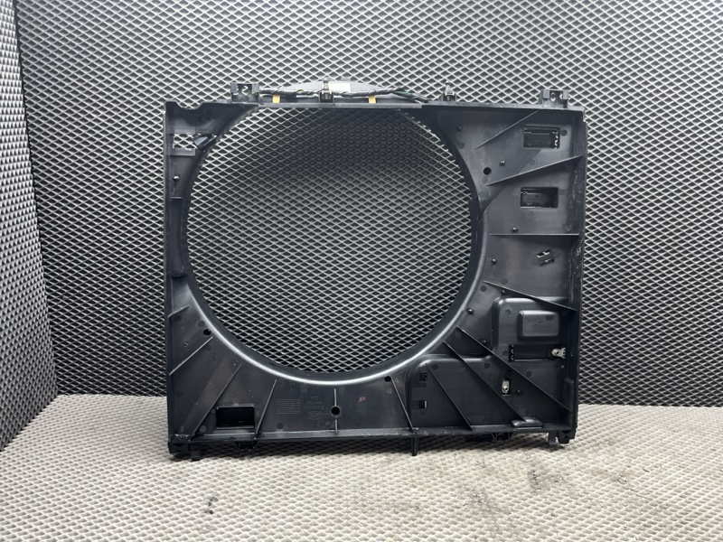 Дефлектор радиатора Land Rover Range Rover (L405, 2016г.)