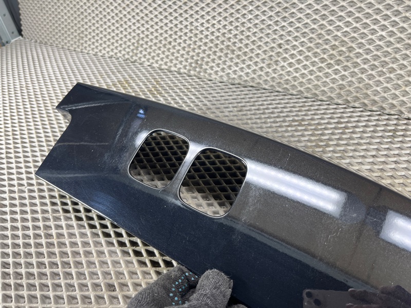 Накладка на фару Land Rover Defender (L663, 2020г.)