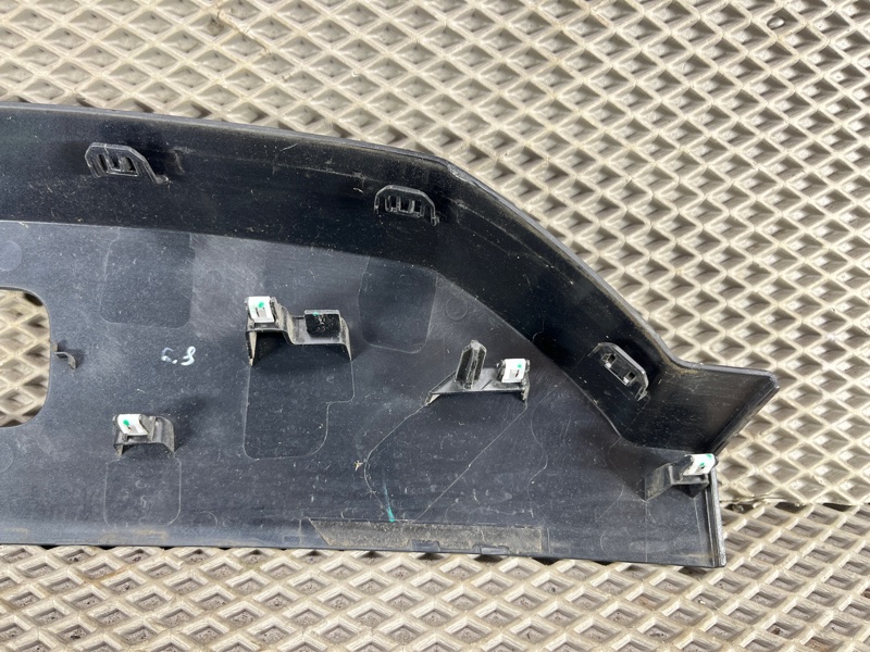 Накладка на фару Land Rover Defender (L663, 2020г.)