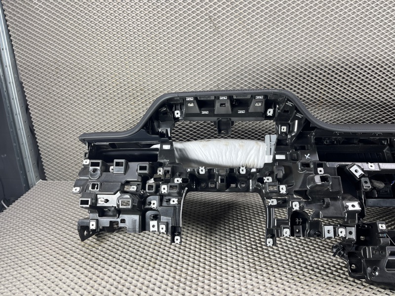 Торпедо Land Rover Range Rover Sport (L461, 2024г.)