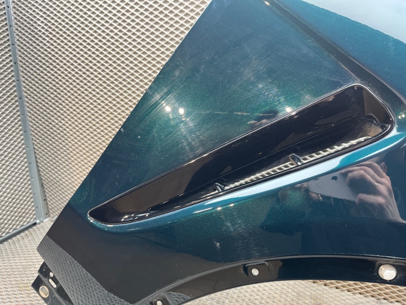Крыло Jaguar F-Pace (X761, 2024г.)