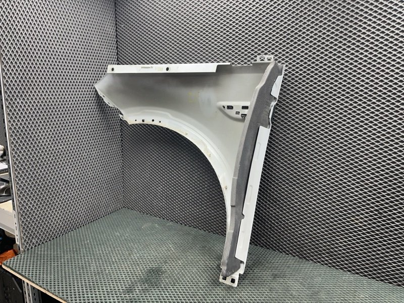 Крыло Land Rover Discovery Sport (L550, 2016г.)