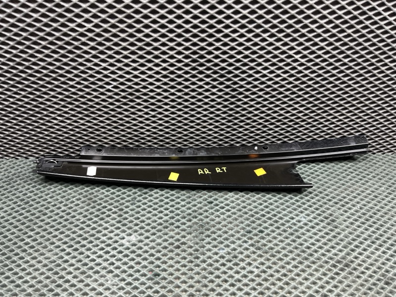 Декоративная накладка двери Land Rover Range Rover (L405, 2020г.)
