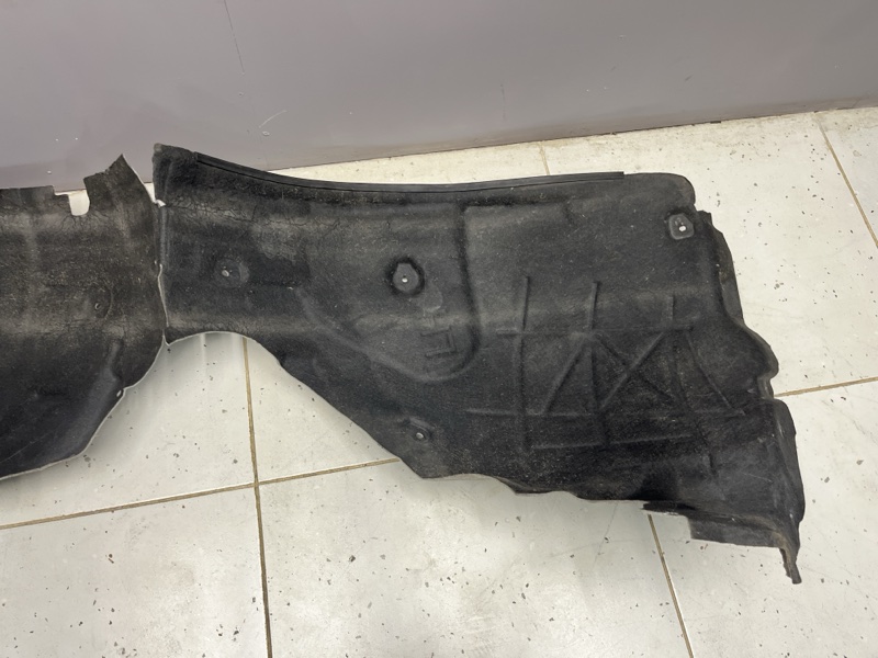 Подкрылок Land Rover Range Rover Sport (L461, 2025г.)