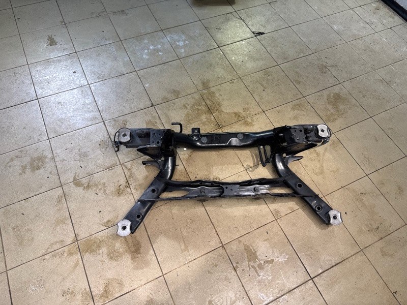 Подрамник Volkswagen Tiguan (MBQ, 2023г.)