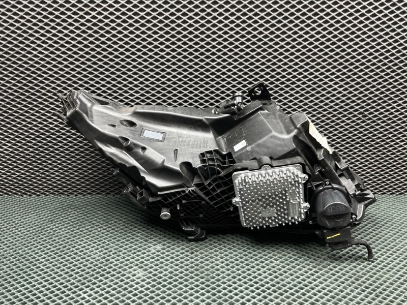 Фара Land Rover Range Rover Sport (L461, 2025г.)