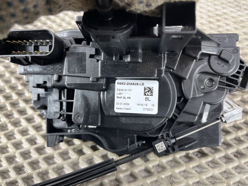 Замок двери Land Rover Range Rover Sport (L461, 2024г.)