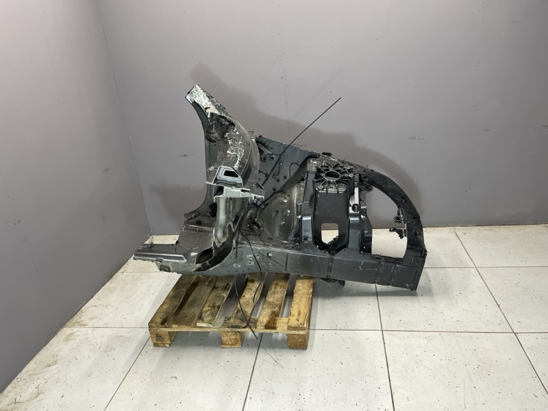 Четверть Land Rover Range Rover Sport (L461, 2025г.)