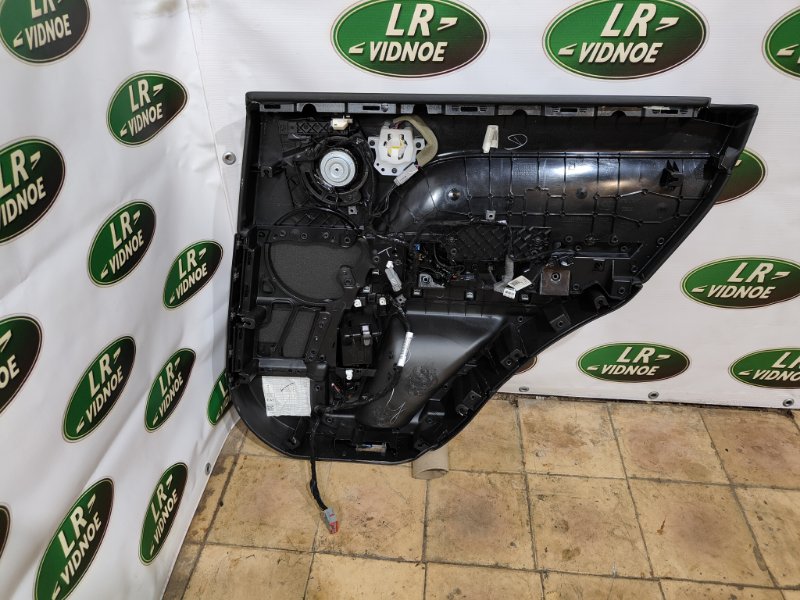 Обивка двери Land Rover Range Rover Sport (L494, 2018г.)