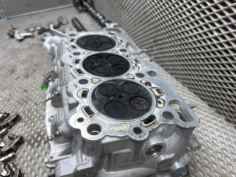 Головка блока цилиндров Land Rover Range Rover Sport (L320, 2012г.)