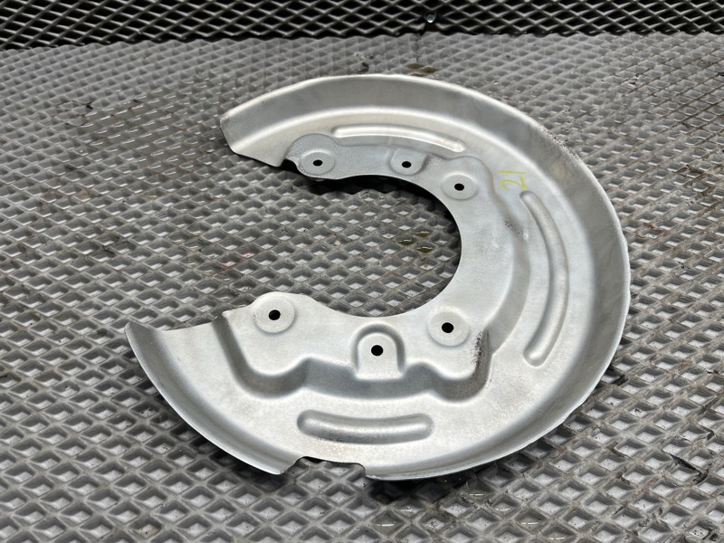 Пыльник тормозного диска Land Rover Range Rover Evoque (L538, 2012г.)