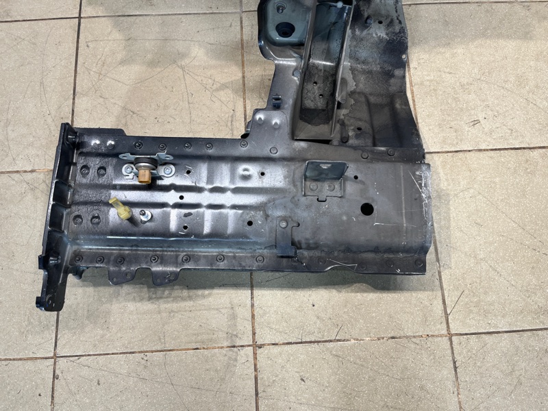 Лонжерон Land Rover Range Rover Sport (L494, 2017г.)