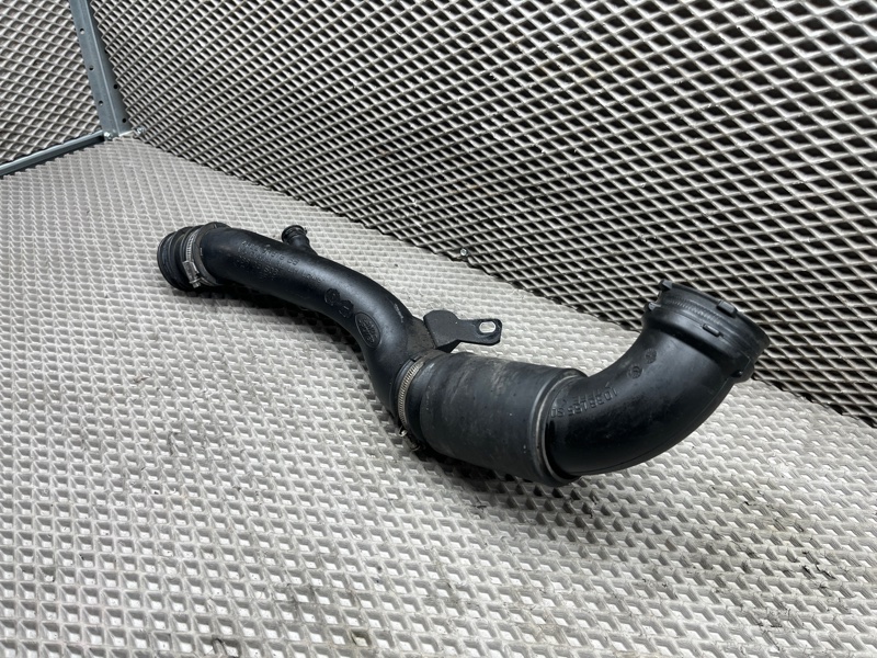 Патрубок интеркулера Land Rover Range Rover Sport (L320, 2012г.)