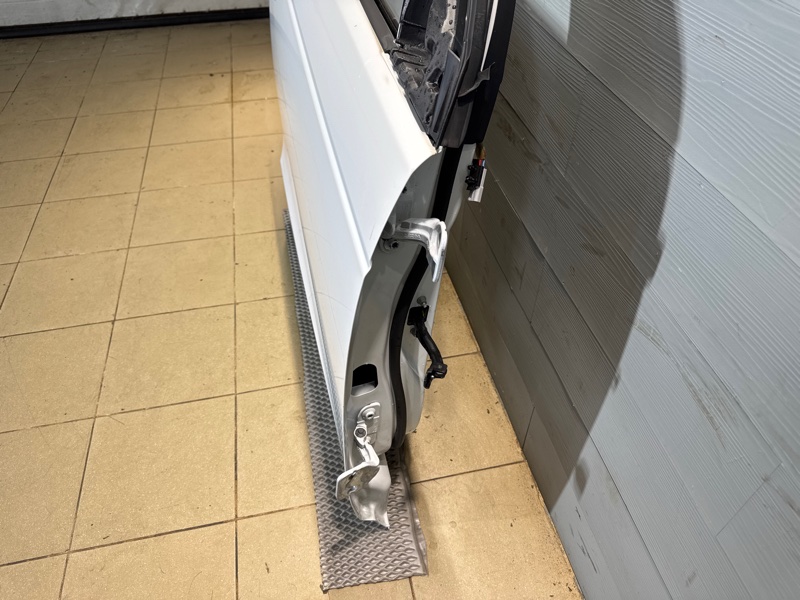 Дверь Land Rover Discovery Sport (L550, 2017г.)