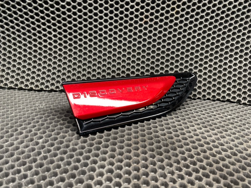 Накладка крыла Land Rover Discovery Sport (L550, 2020г.)