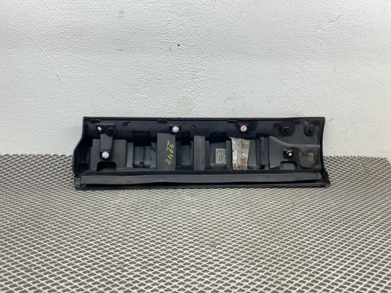 Молдинг двери Land Rover Range Rover Sport (L494, 2015г.)
