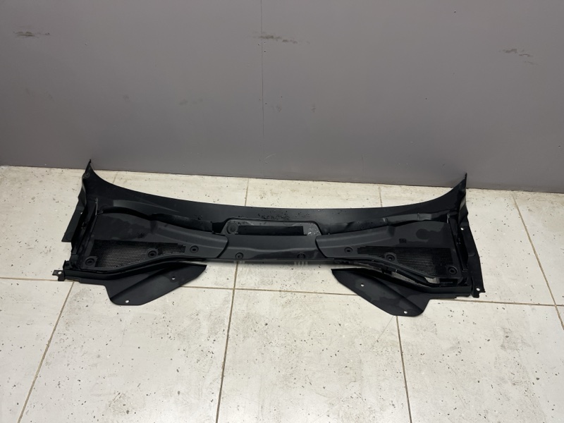 Жабо Land Rover Range Rover Sport (L461, 2025г.)